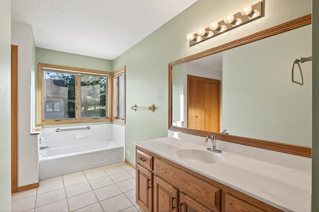 $324,900 | 14245 Fairway Lane, Becker, MN 55308