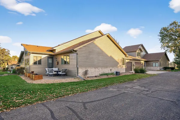 $324,900 | 14245 Fairway Lane, Becker, MN 55308