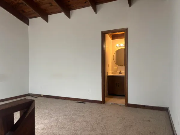 $1,050 | 307 Vantage Point Lane, Unit 32, Tallahassee, FL 32301