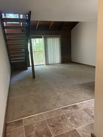 $1,050 | 307 Vantage Point Lane, Unit 32, Tallahassee, FL 32301