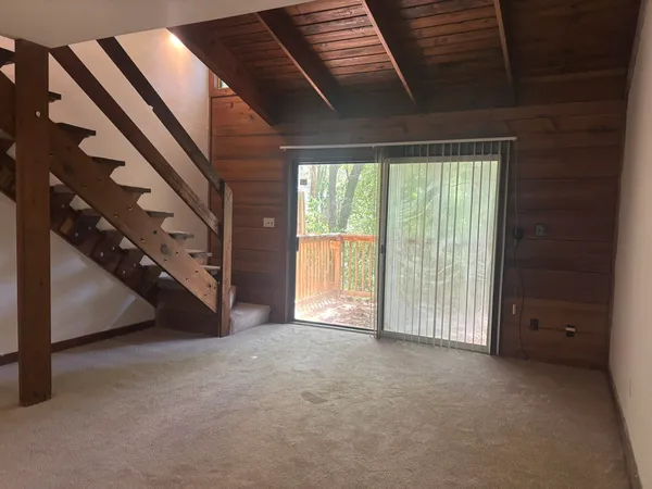 $1,050 | 307 Vantage Point Lane, Unit 32, Tallahassee, FL 32301