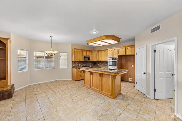 $600,000 | Undisclosed Address, Bakersfield, CA 93314