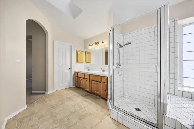 $600,000 | Undisclosed Address, Bakersfield, CA 93314