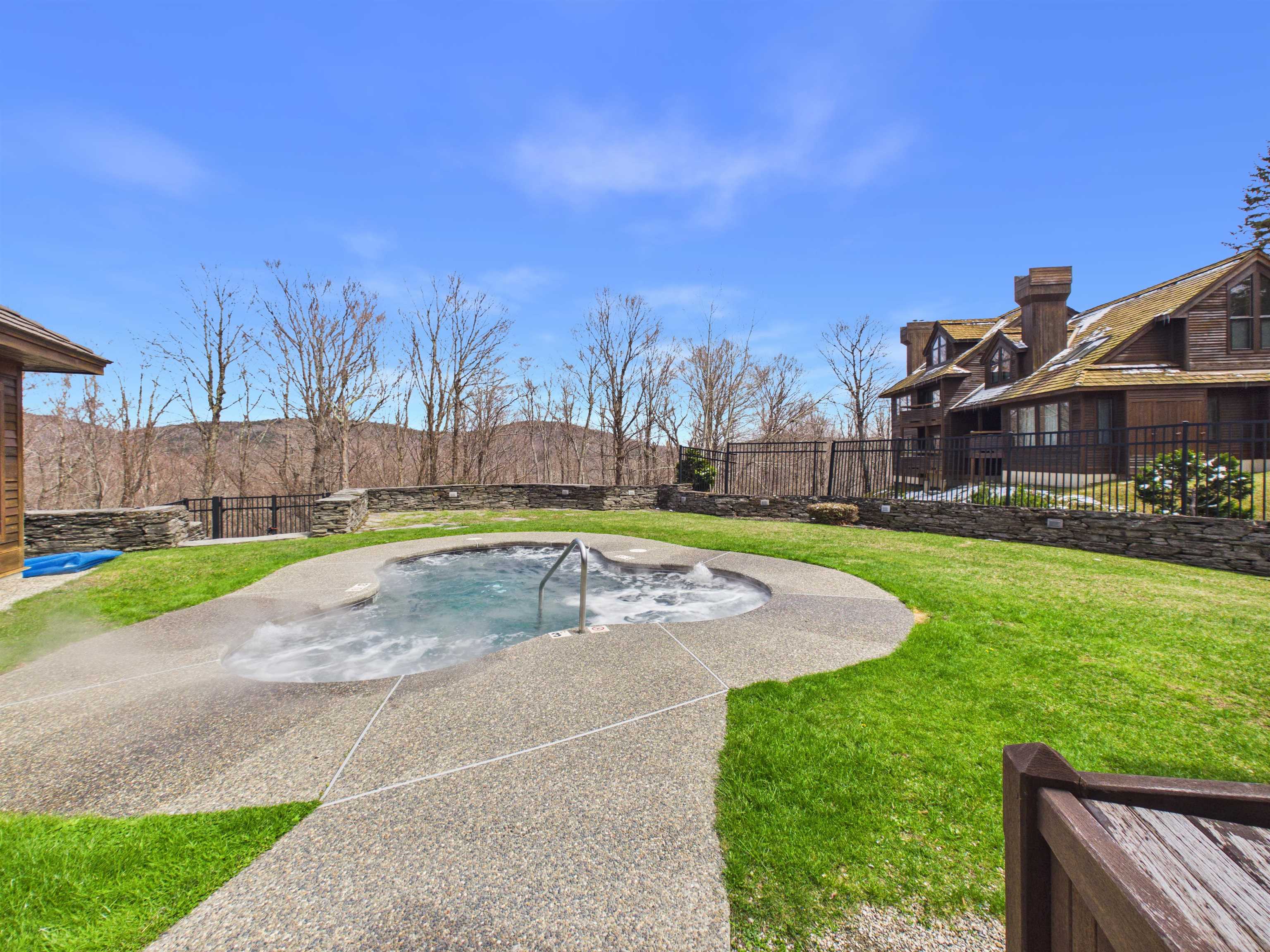 182 High Ridge Road, Unit I02 Killington, VT 05751 - Photo 35 of 47