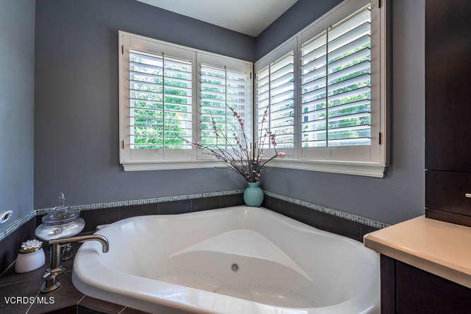 600 Rancho Road Thousand Oaks, CA 91362 - Photo 27 of 48 600 Rancho Rd Thousand Oaks CA-small-031