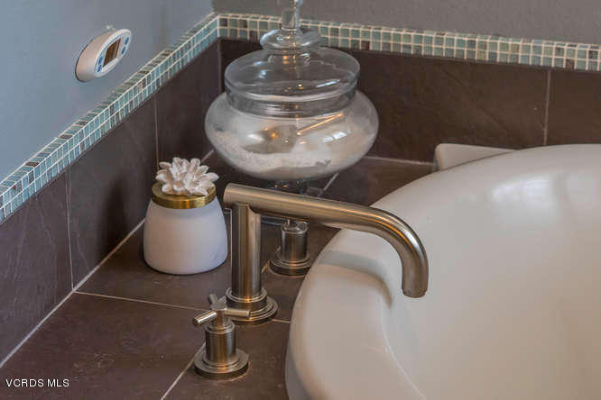 600 Rancho Road Thousand Oaks, CA 91362 - Photo 28 of 48 600 Rancho Rd Thousand Oaks CA-small-032