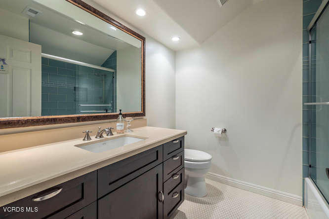 600 Rancho Road Thousand Oaks, CA 91362 - Photo 31 of 48 600 Rancho Rd Thousand Oaks CA-small-035