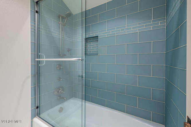 600 Rancho Road Thousand Oaks, CA 91362 - Photo 32 of 48 600 Rancho Rd Thousand Oaks CA-small-036