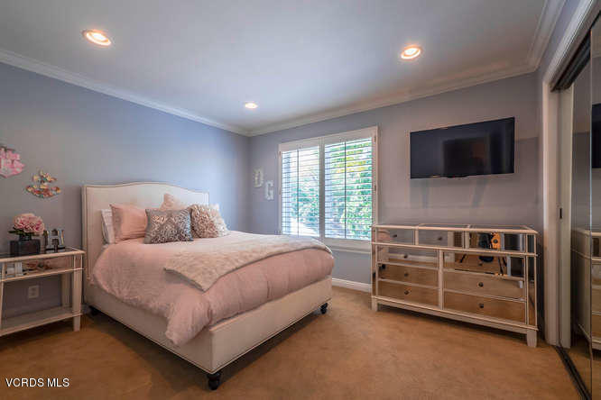 600 Rancho Road Thousand Oaks, CA 91362 - Photo 33 of 48 600 Rancho Rd Thousand Oaks CA-small-037