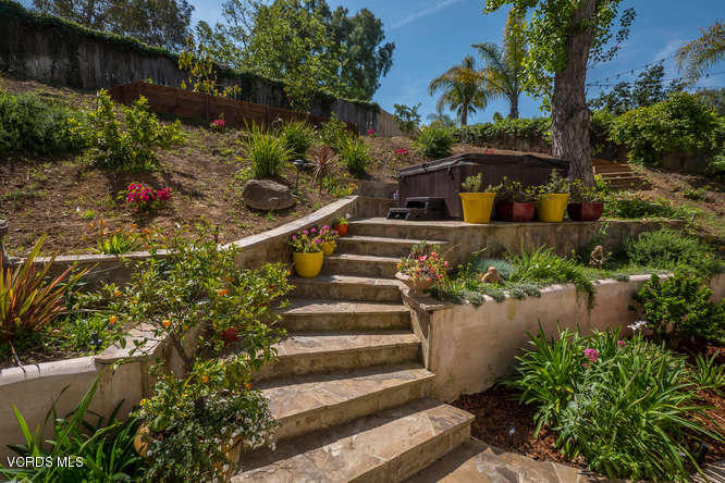 600 Rancho Road Thousand Oaks, CA 91362 - Photo 38 of 48 600 Rancho Rd Thousand Oaks CA-small-042