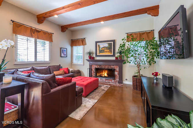 600 Rancho Road Thousand Oaks, CA 91362 - Photo 10 of 48 600 Rancho Rd Thousand Oaks CA-small-011