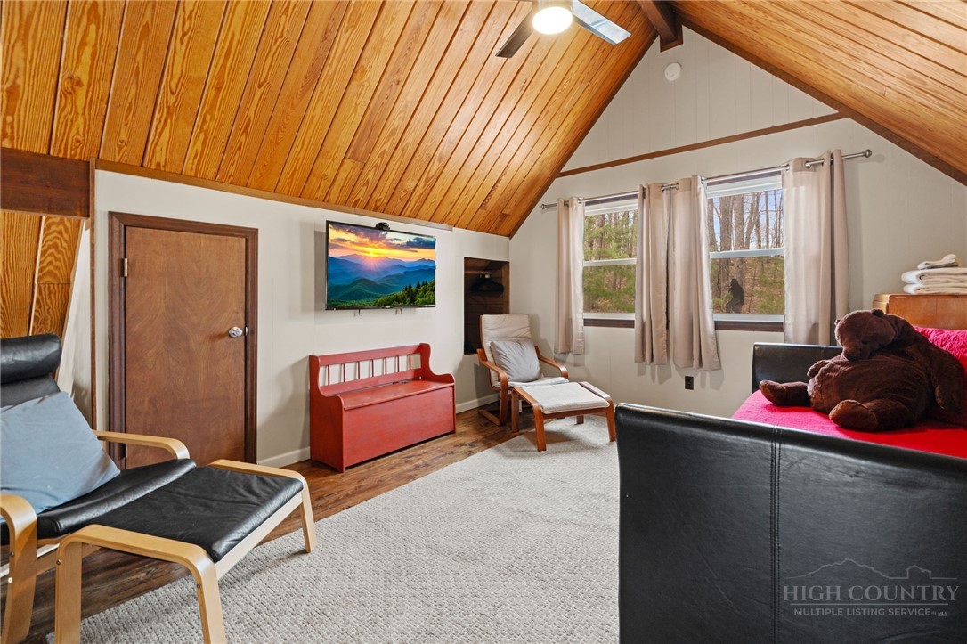 104 Oak Road Beech Mountain, NC 28604 - Photo 15 of 21