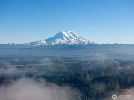 $875,000 | 36427 2nd Avenue East, Roy, WA 98580