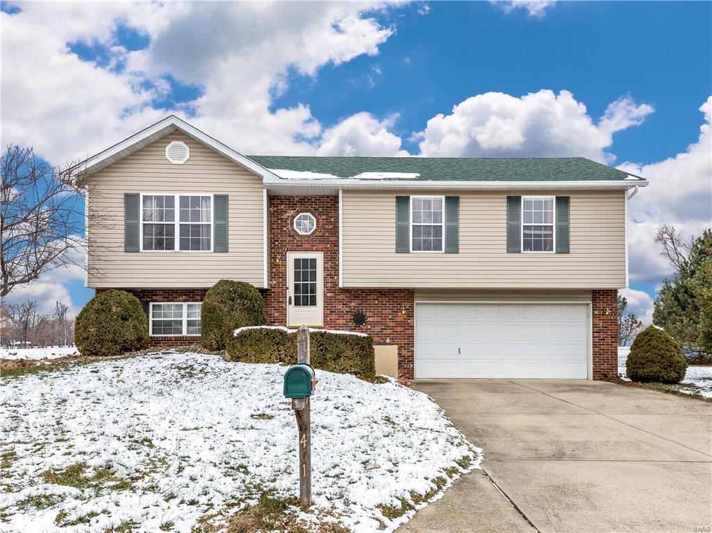 401 Copper Bend Road Maryville, IL 62062 - Photo 1 of 33 Gallery Image 1
