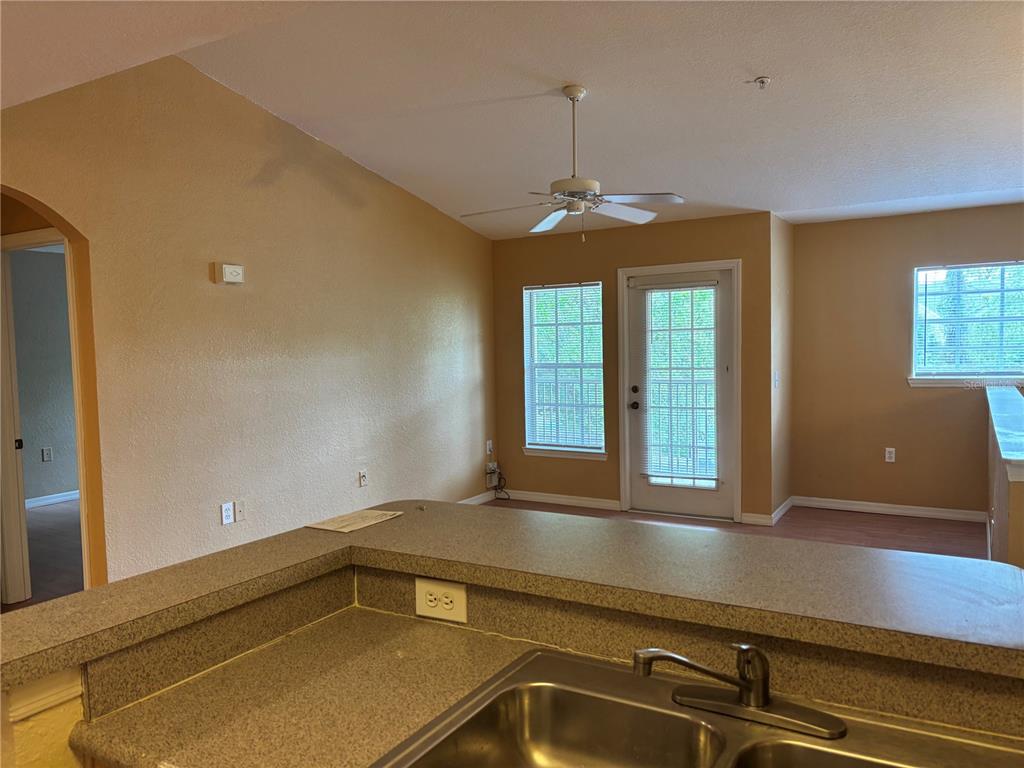 7411 Vista Way, Unit 203 Lakewood Ranch, FL 34202 - Photo 5 of 23