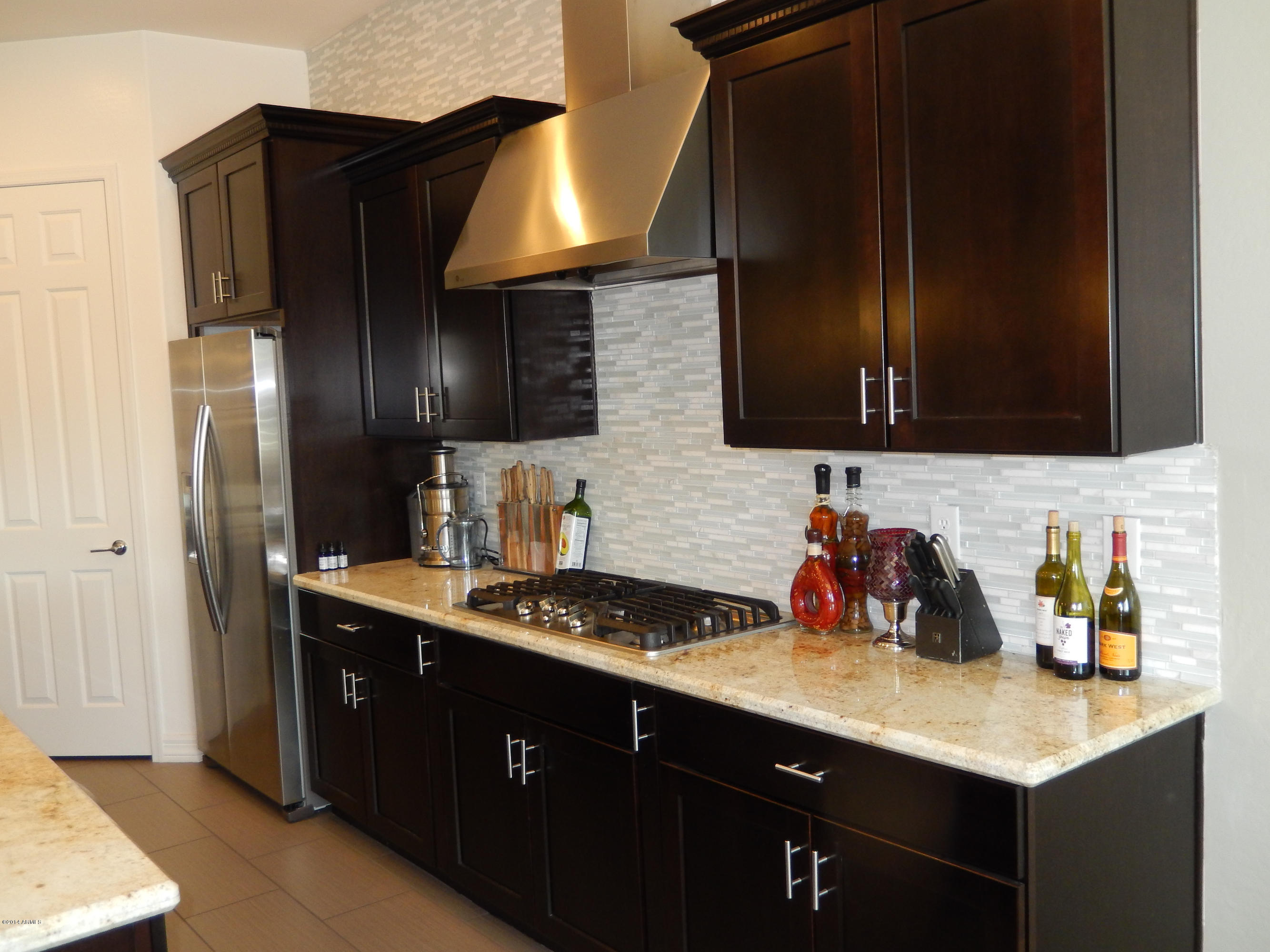 16079 West Coronado Road Goodyear, AZ 85395 - Photo 9 of 32 KITCHEN-GAS STOVE-STAINLESS APPLICANCES