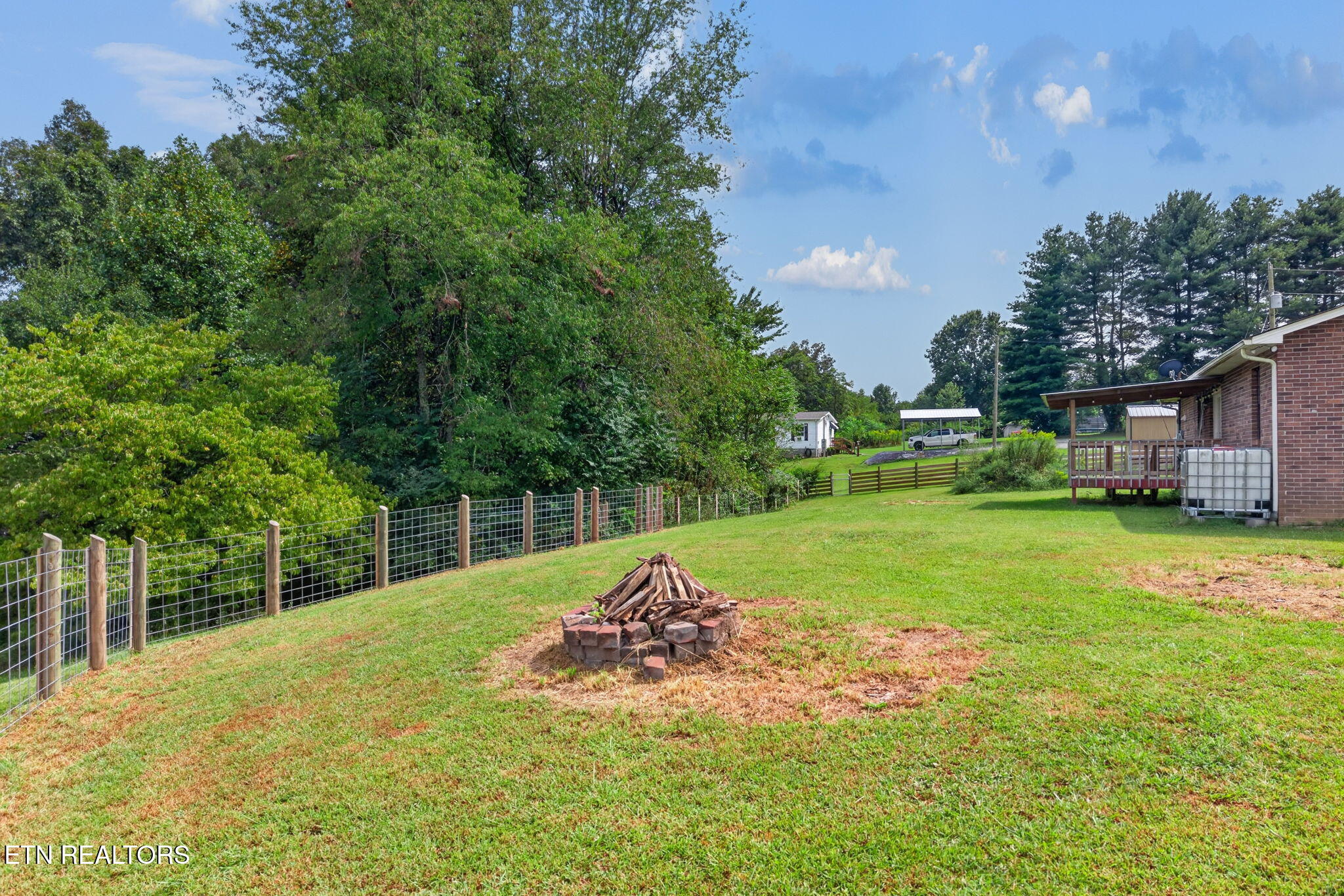 330 Finley Road Crossville, TN 38571 - Photo 8 of 40 8-web-or-mls-330 Finley Rd_13