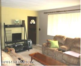 2453 Ligustrum Road Jacksonville, FL 32211 - Photo 3 of 15 Living Room and Entry