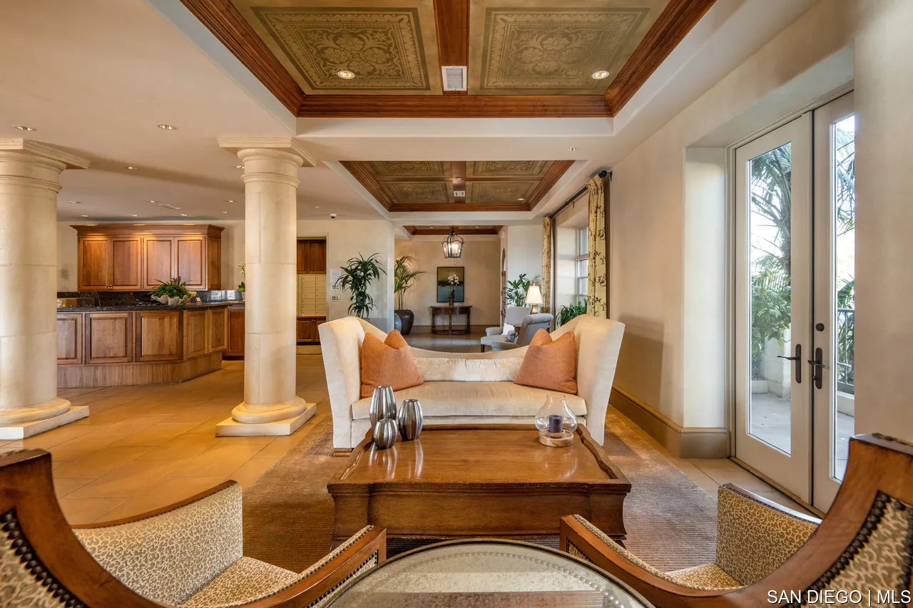 464 Prospect Street, Unit PH5 La Jolla, CA 92037 - Photo 25 of 28 a living room with furniture