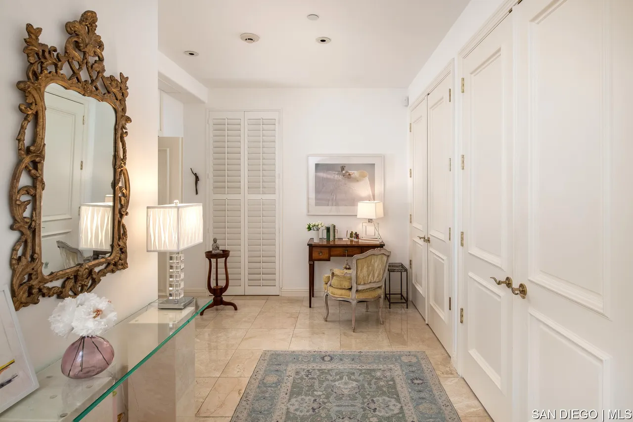 464 Prospect Street, Unit PH5 La Jolla, CA 92037 - Photo 9 of 28 a room with furniture and a window