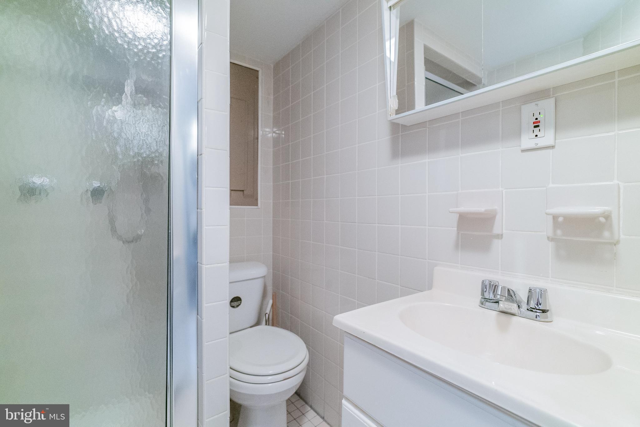 40 Corson Road Conshohocken, PA 19428 - Photo 20 of 26 Bathroom 2