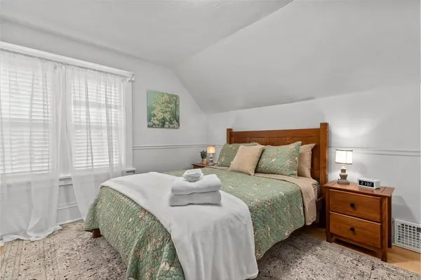 $329,900 | 431 East Summer Street, Appleton, WI 54911
