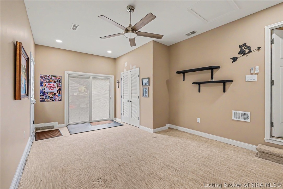 2225 East Spring Street New Albany, IN 47150 - Photo 18 of 27