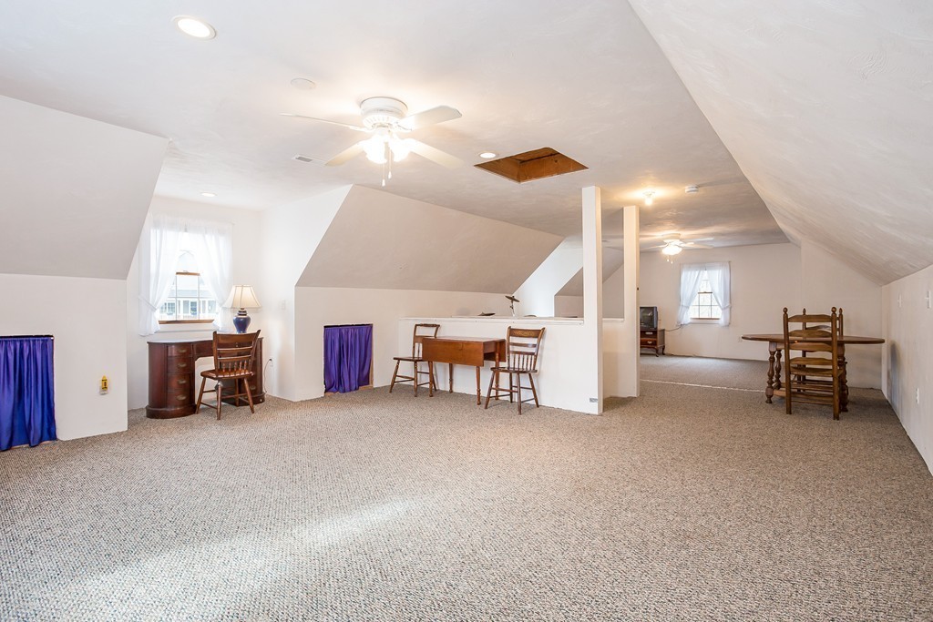 26 Oakbluff Road Bourne, MA 02562 - Photo 18 of 27 Gallery Image 18