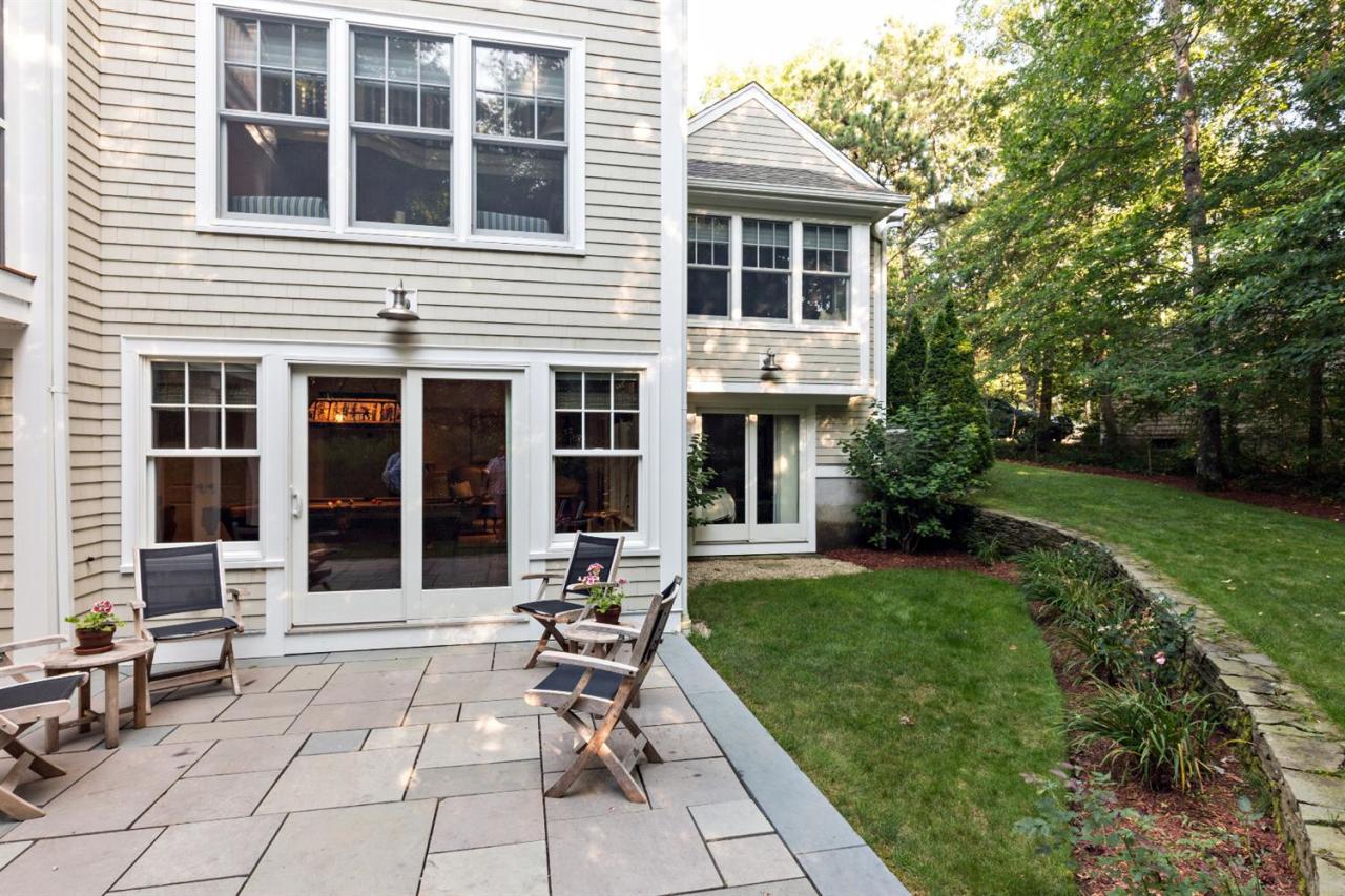 5 Uncatena Road Mashpee, MA 02649 - Photo 11 of 29