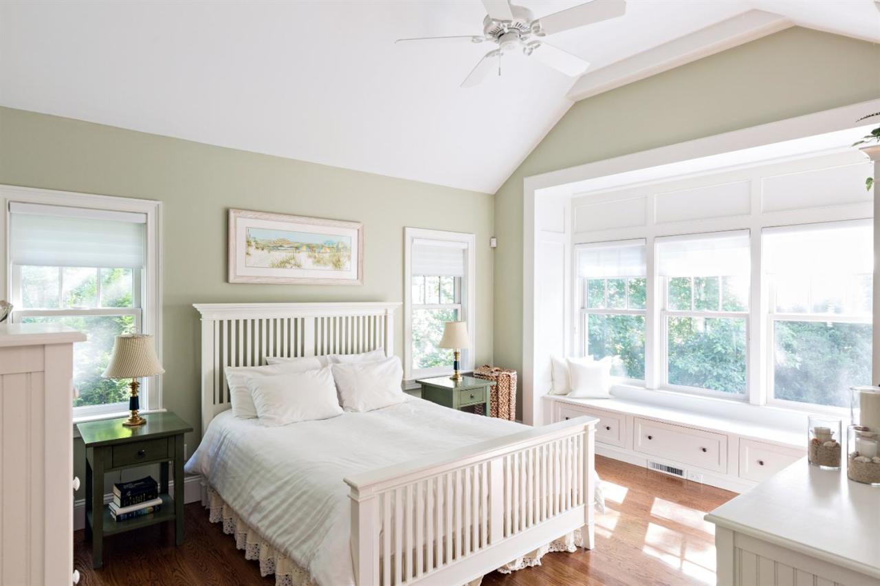 5 Uncatena Road Mashpee, MA 02649 - Photo 14 of 29 a bedroom with a large bed and a window