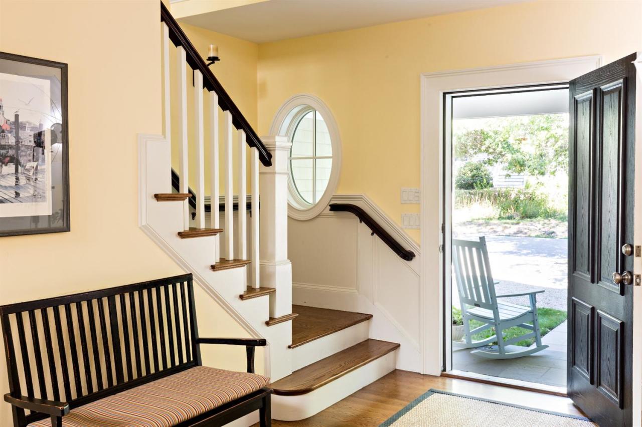 5 Uncatena Road Mashpee, MA 02649 - Photo 20 of 29 a view of entryway