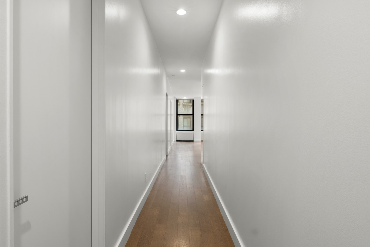 25 Broad Street, Unit 9S Manhattan, NY 10004 - Photo 13 of 23