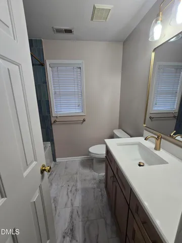 $405,000 | 7 Current Lane, Durham, NC 27712