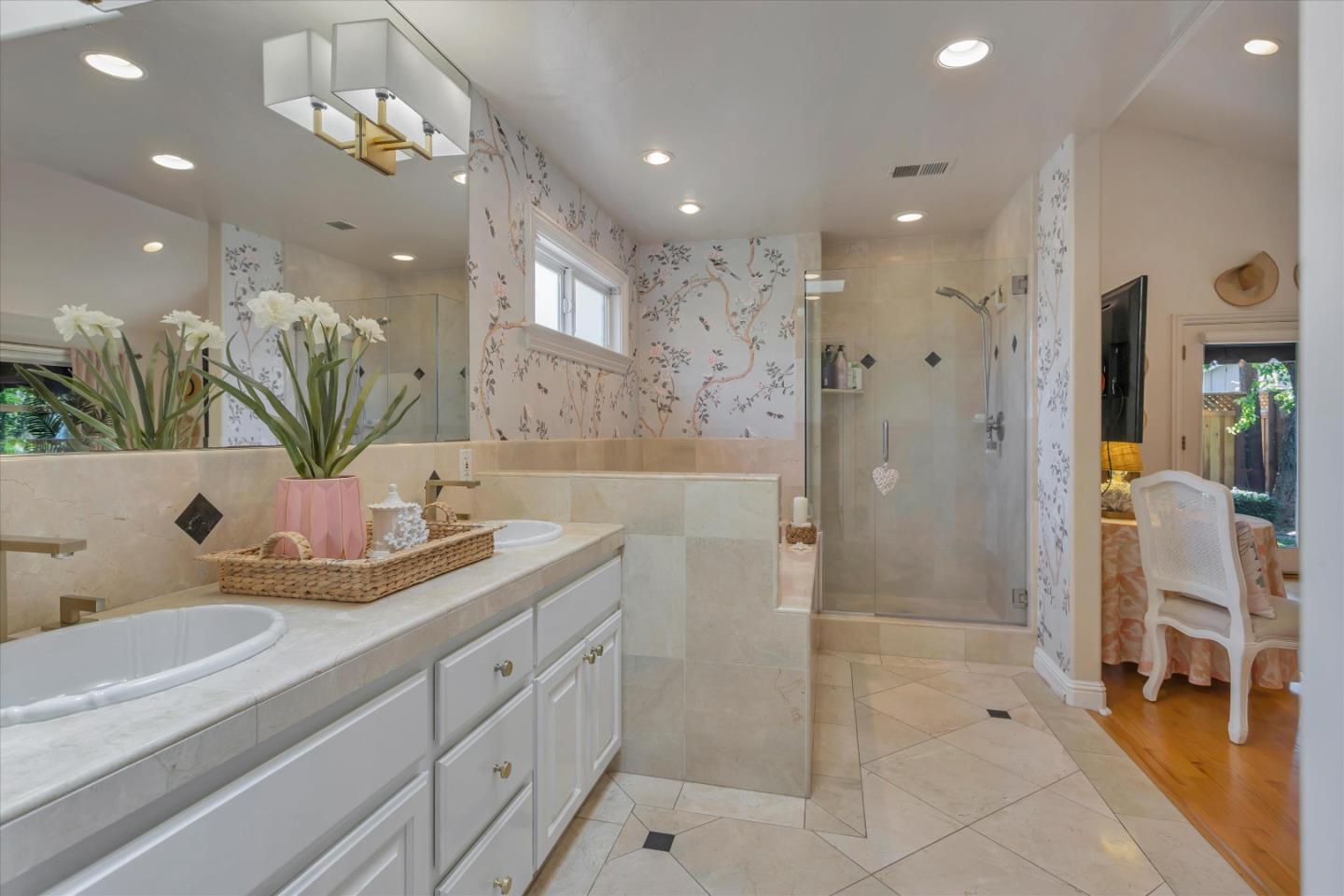 2084 Ellen Avenue San Jose, CA 95125 - Photo 30 of 43 a bathroom with a sink a shower a mirror and a shower