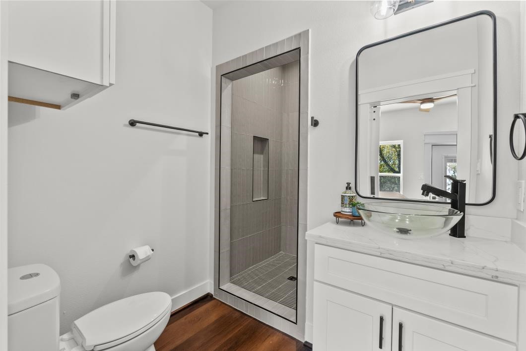 125 4th Street San Leon, TX 77539 - Photo 29 of 41