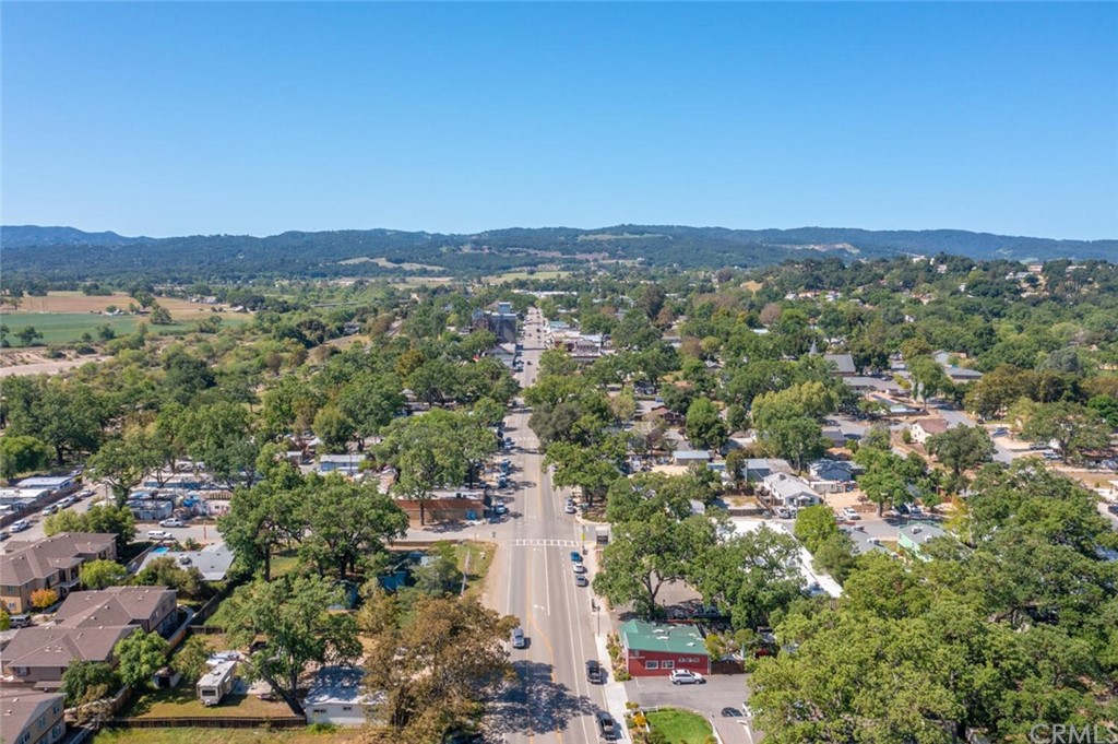 41 Brewer Street Templeton, CA 93465 - Photo 56 of 57 an aerial view of multiple house