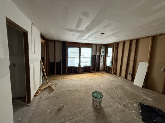 1702 Perez Street Austin, TX 78721 - Photo 9 of 17 a view of an empty room with a window