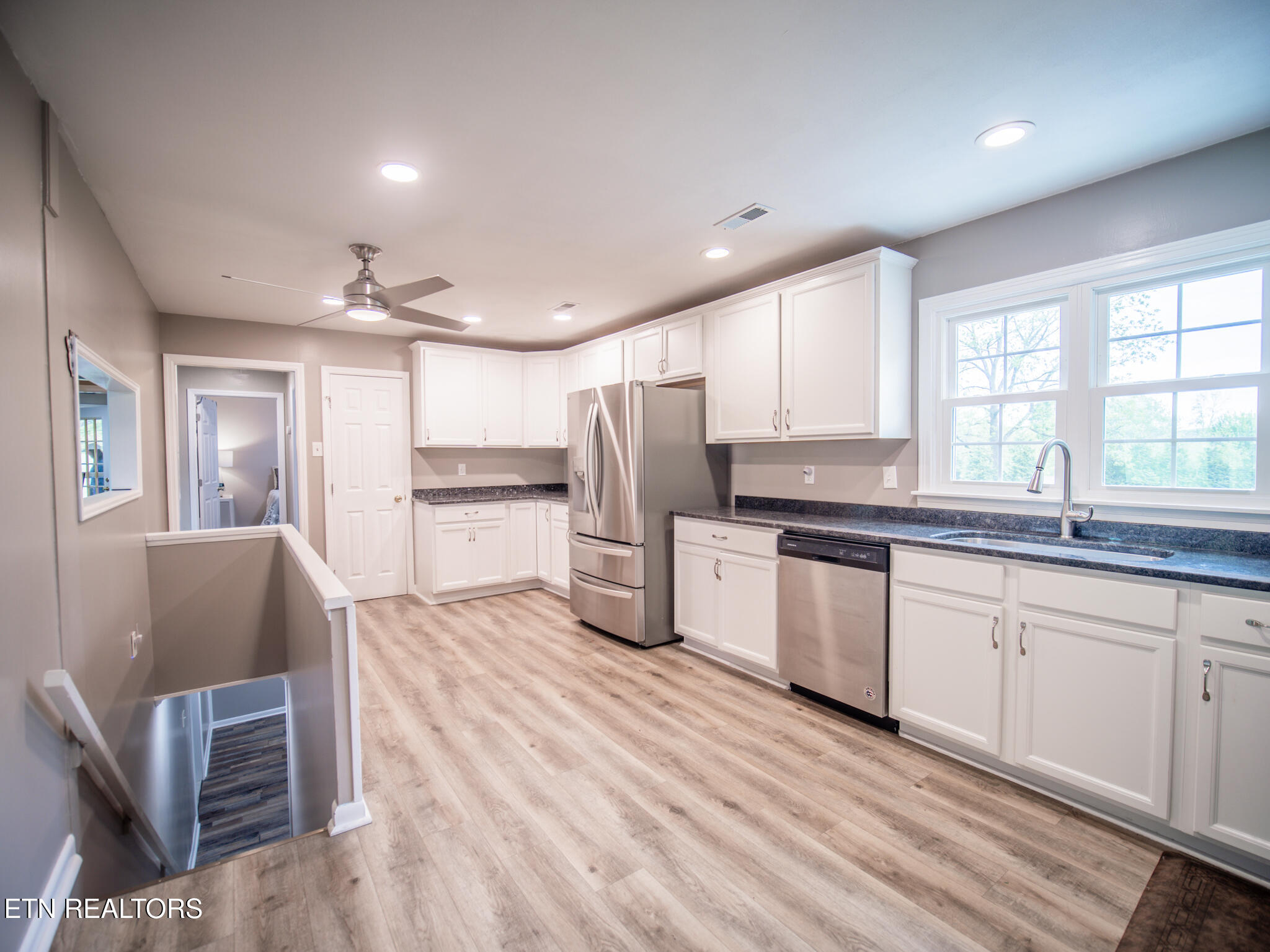 624 Tate Trotter Road Powell, TN 37849 - Photo 14 of 49 Kitchen