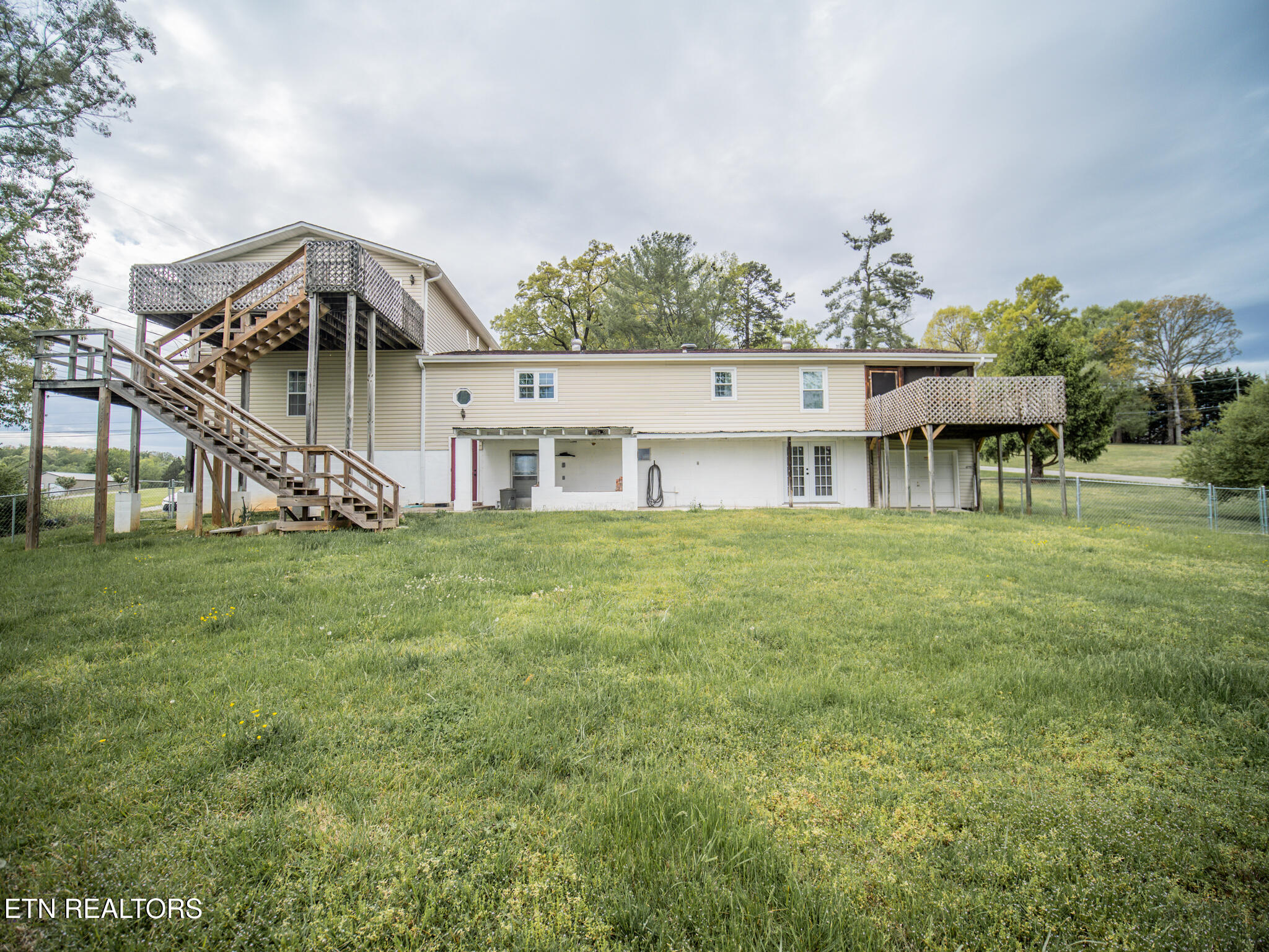 624 Tate Trotter Road Powell, TN 37849 - Photo 48 of 49 Back of House