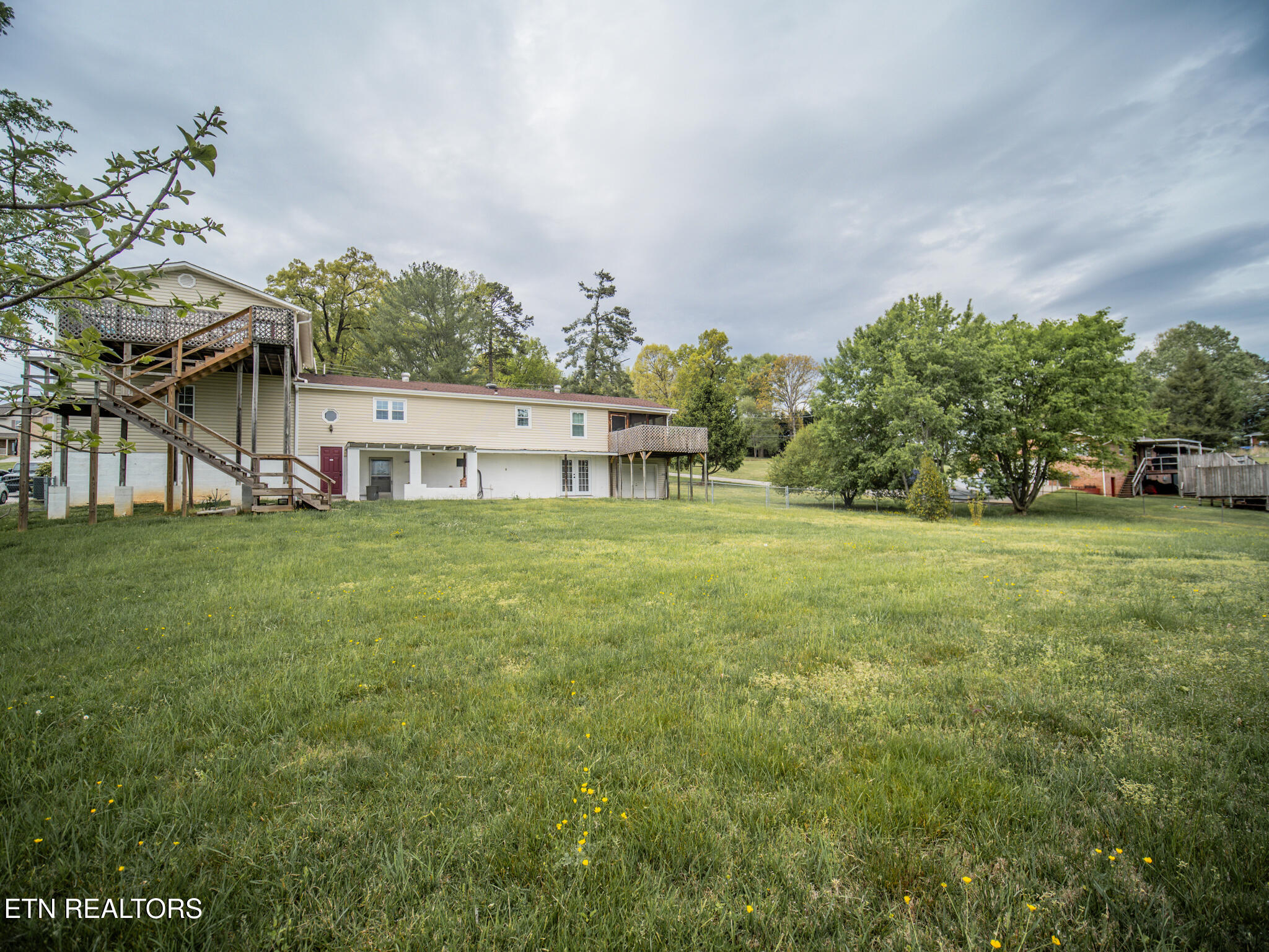 624 Tate Trotter Road Powell, TN 37849 - Photo 49 of 49 Backyard