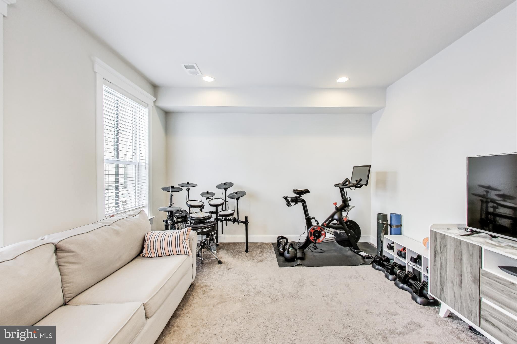15731 Steamboat Way Silver Spring, MD 20906 - Photo 19 of 34 Gallery Image 19