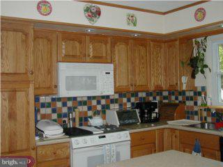 211 Surrey Road Chalfont, PA 18914 - Photo 5 of 6 Gallery Image 5