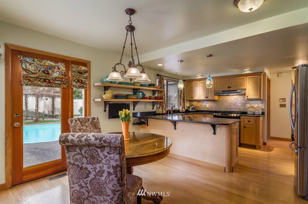 515 North Waugh Road Mount Vernon, WA 98273 - Photo 10 of 25 Gallery Image 10