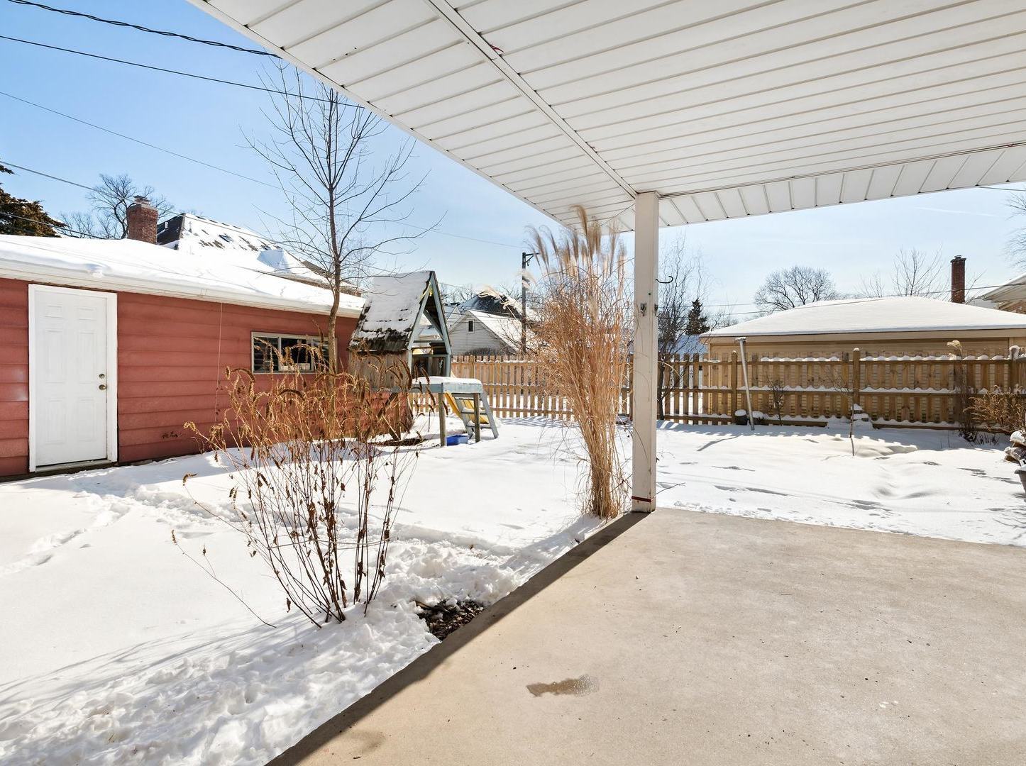 510 Utley Road Elmhurst, IL 60126 - Photo 4 of 27