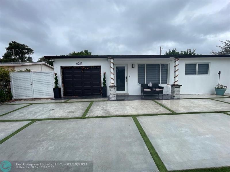 6211 Northwest 17th Ct