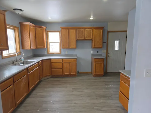 $80,000 | 430 North Valley Drive, Morton, MN 56270
