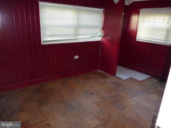 6916 Decatur Place Hyattsville, MD 20784 - Photo 14 of 14 Den