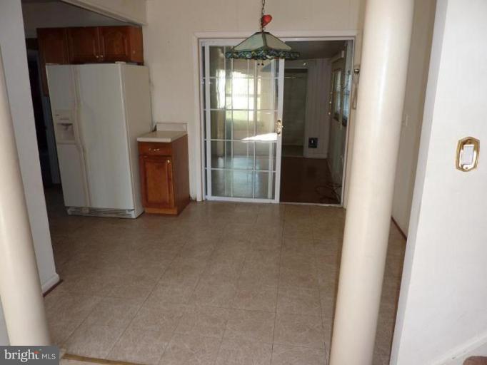 6916 Decatur Place Hyattsville, MD 20784 - Photo 4 of 14 Breakfast Area