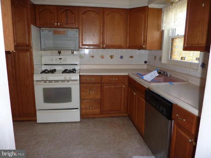 6916 Decatur Place Hyattsville, MD 20784 - Photo 7 of 14 Kitchen #2