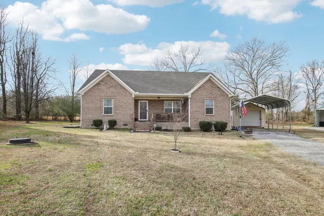 $285,000 | 104 Jollie Lane, Westmoreland, TN 37186